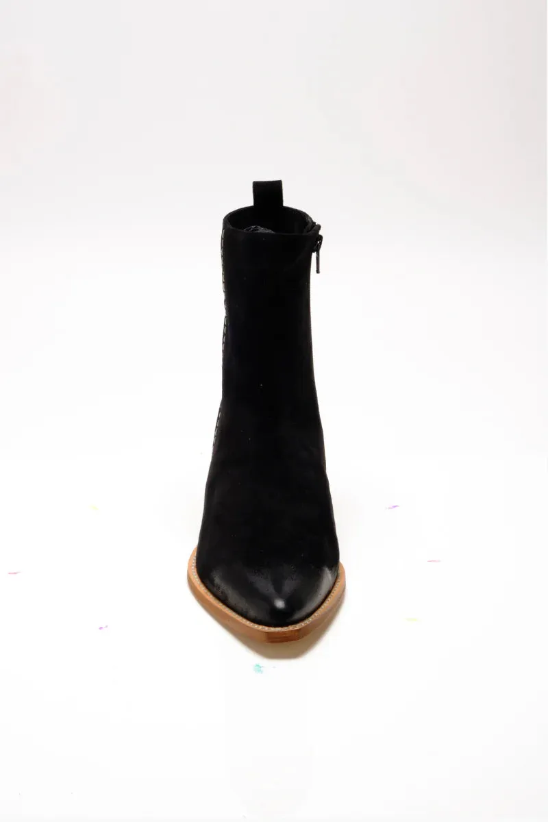 BOWERS EMROIDERED BOOT