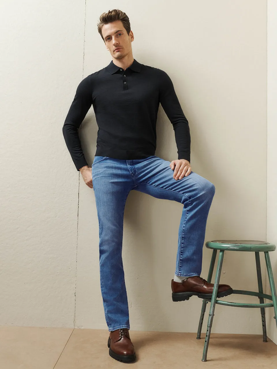 Charisma Relaxed Straight Leg Jeans In Light Tonal Urban