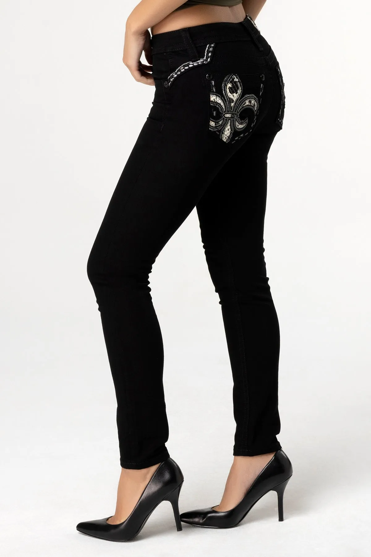 Fleur De Colby Skinny Jeans