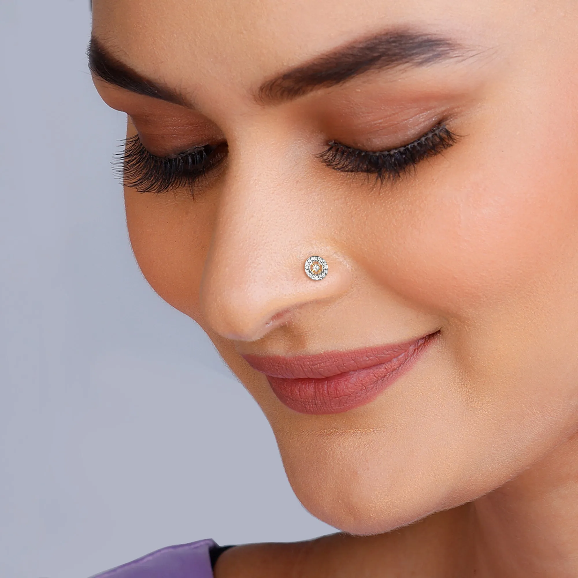 Gold Enraptured Bliss Diamond Nose Pin