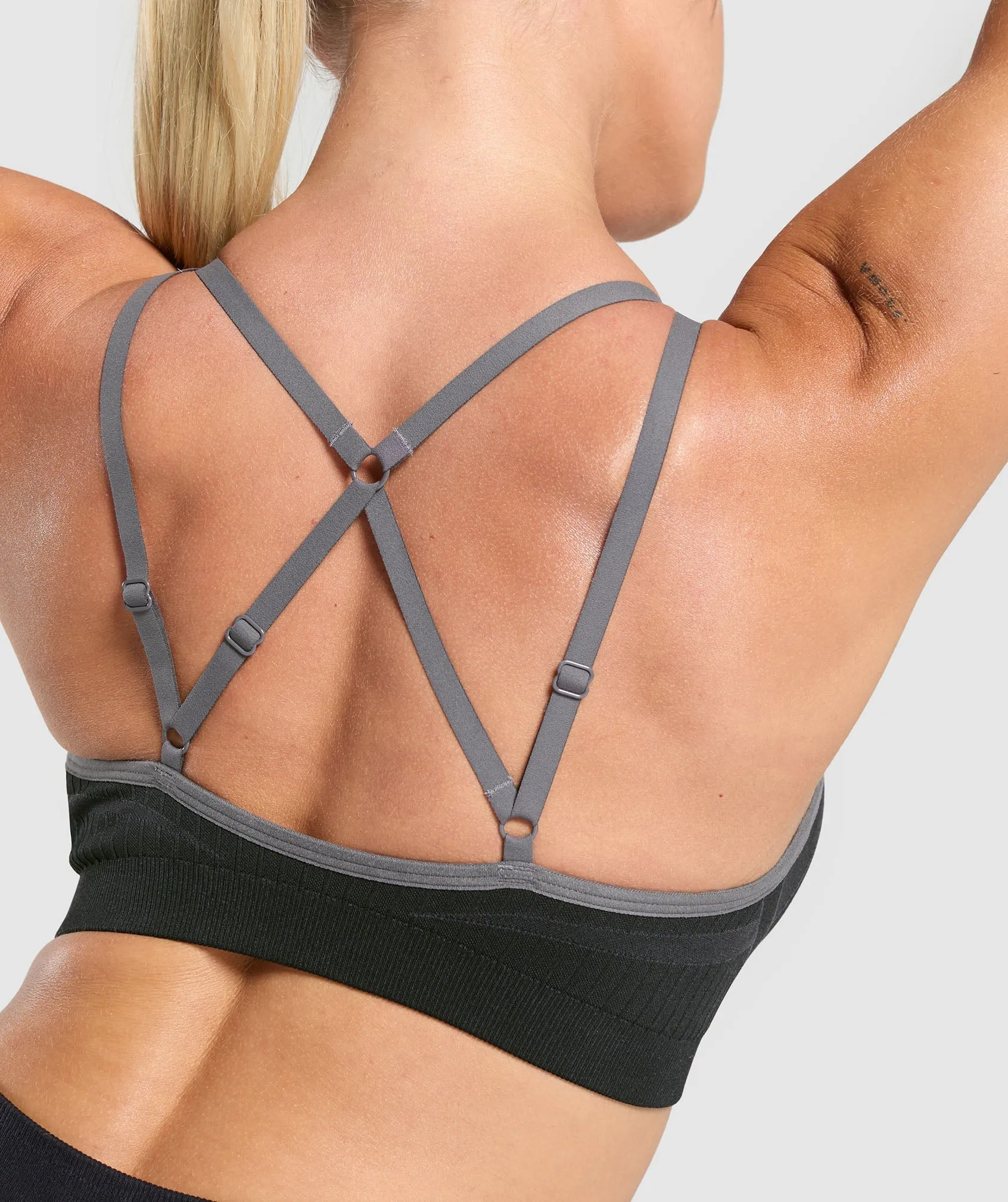 Gymshark Apex Contrast Sports Bra - Black/Brushed Grey