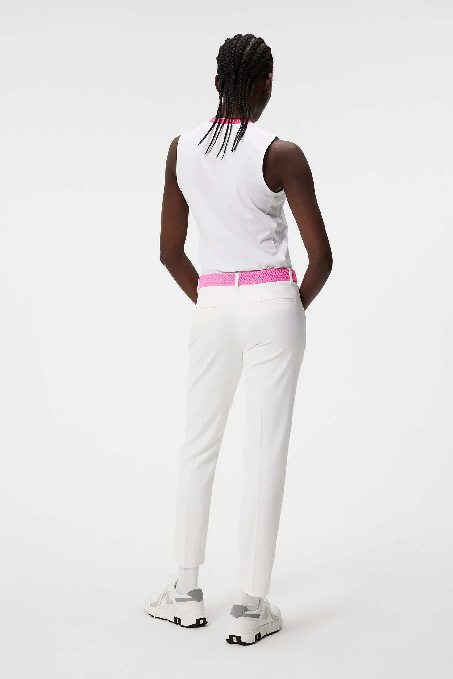 Pia Pant / White