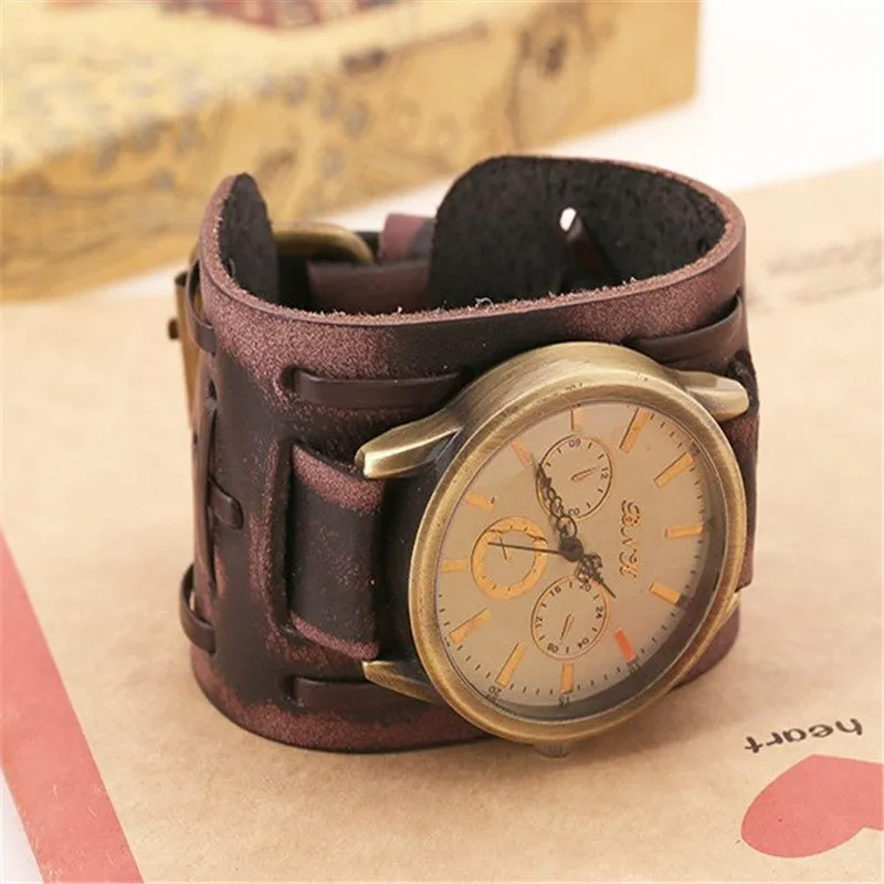 Retro Cowhide Punk Wrist Watch