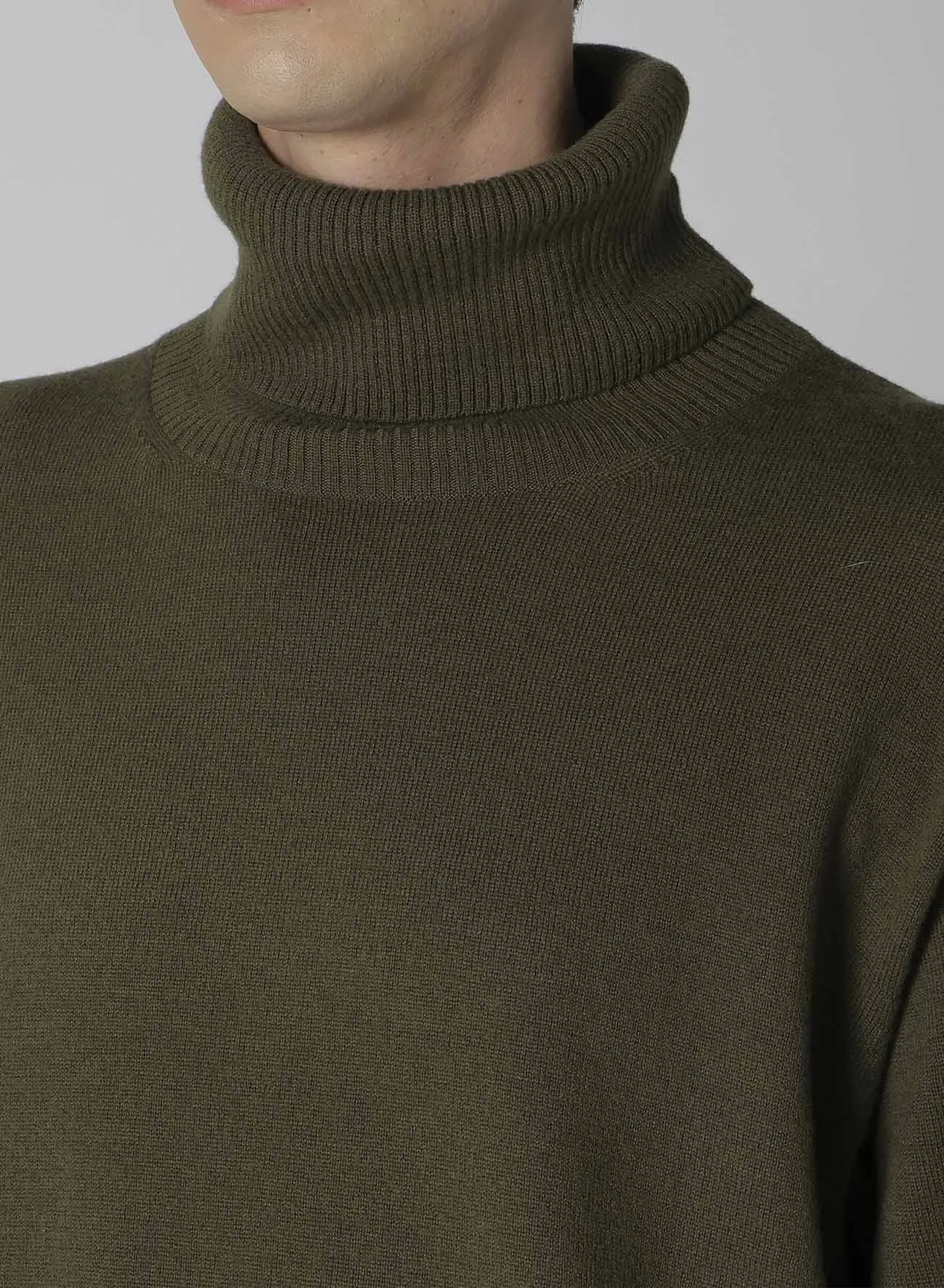 TURTLE NECK INTARSIA KNIT WITH Y's for men LOGO